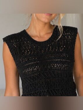 Evereve Black Lace Knit Top
